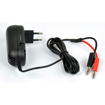 Hálózati adapter 24V DC